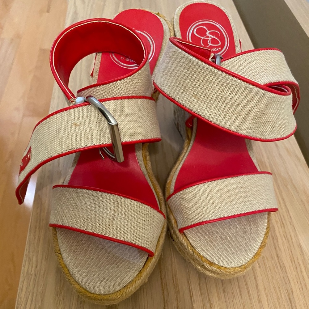 Jessica Simpson Wedge - Size 6